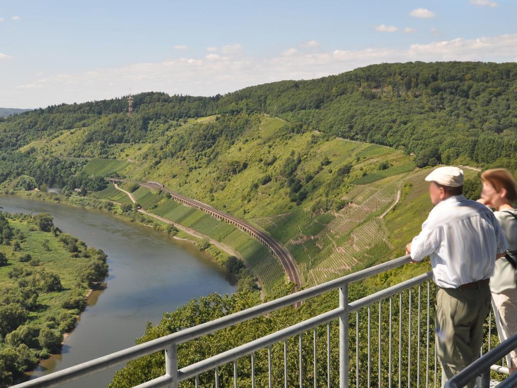 Ferienwohnung Am Moselufer Zell an der Mosel Exterior photo